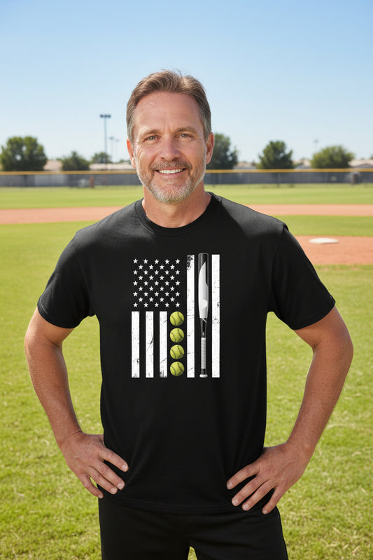 USA Softball Flag Design - Patriotic Athlete & Softball Lover T-Shirt for Men BLACK - FRONT